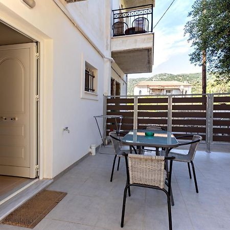 Nikki'S Family Apartments Sívota Dış mekan fotoğraf