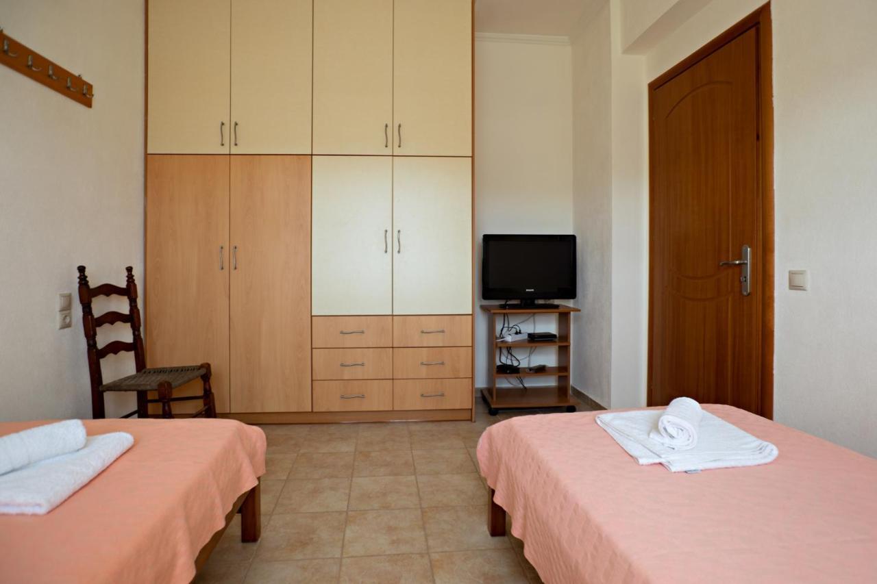 Nikki'S Family Apartments Sívota Dış mekan fotoğraf