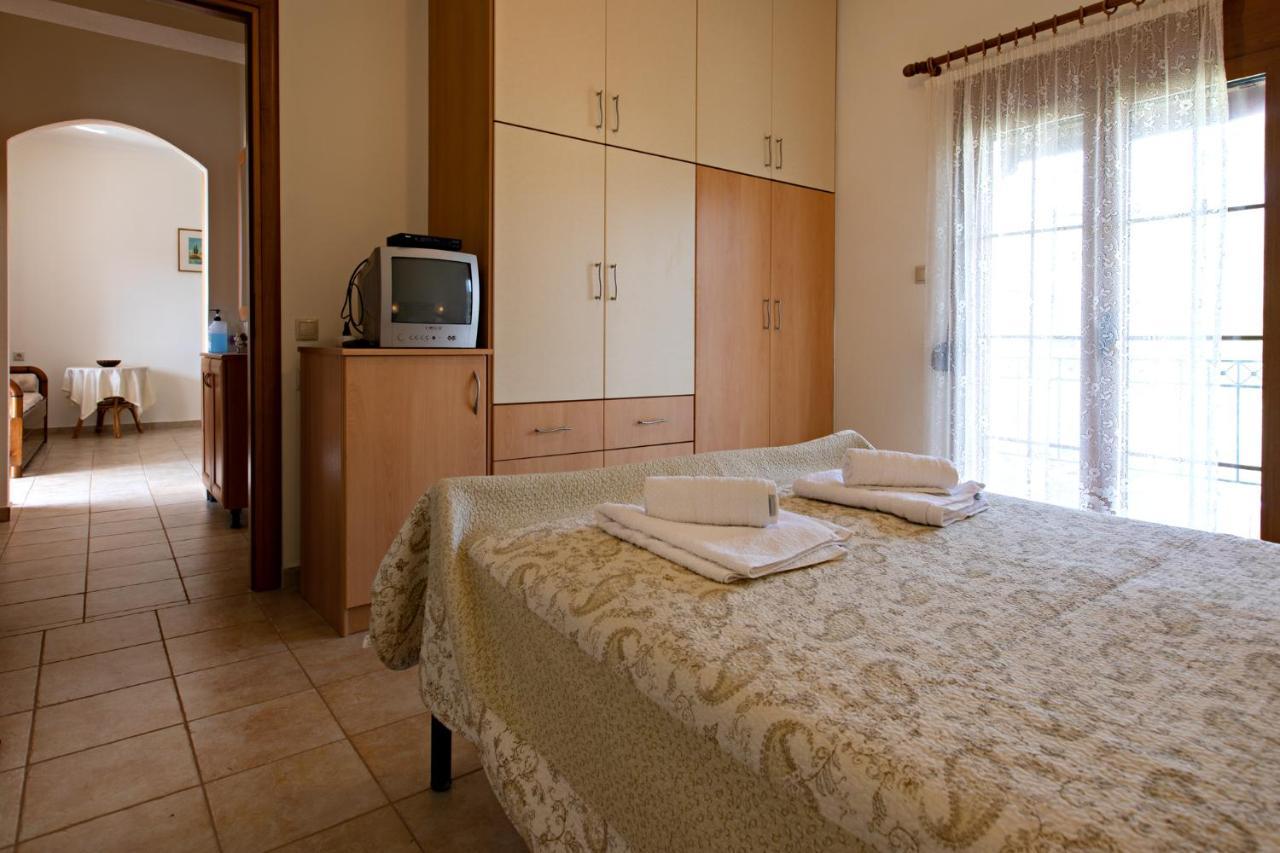 Nikki'S Family Apartments Sívota Dış mekan fotoğraf