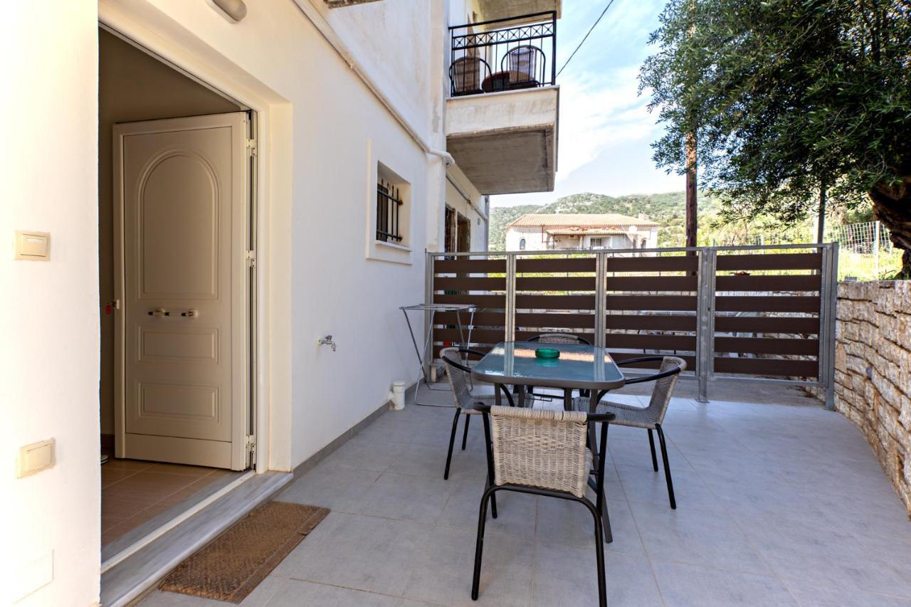 Nikki'S Family Apartments Sívota Dış mekan fotoğraf
