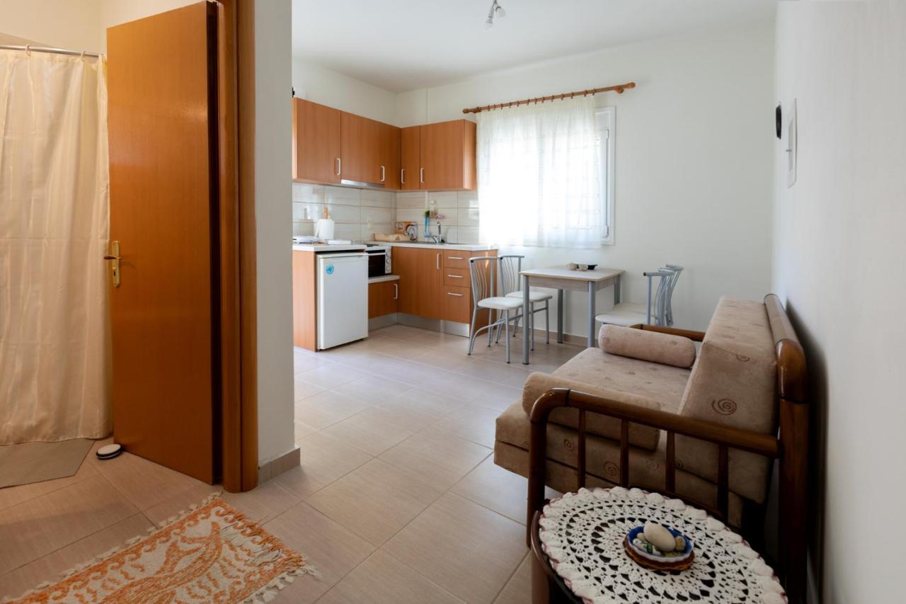 Nikki'S Family Apartments Sívota Dış mekan fotoğraf